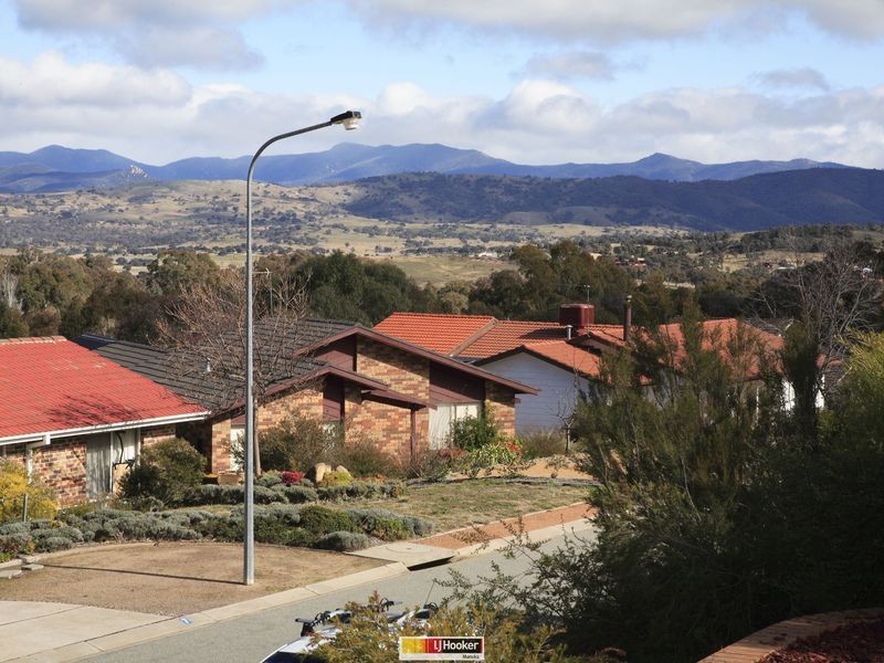 12 Burtt Crescent, Calwell ACT 2905