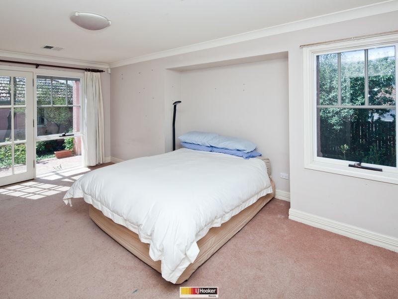 9 Grant Crescent, Griffith ACT 2603