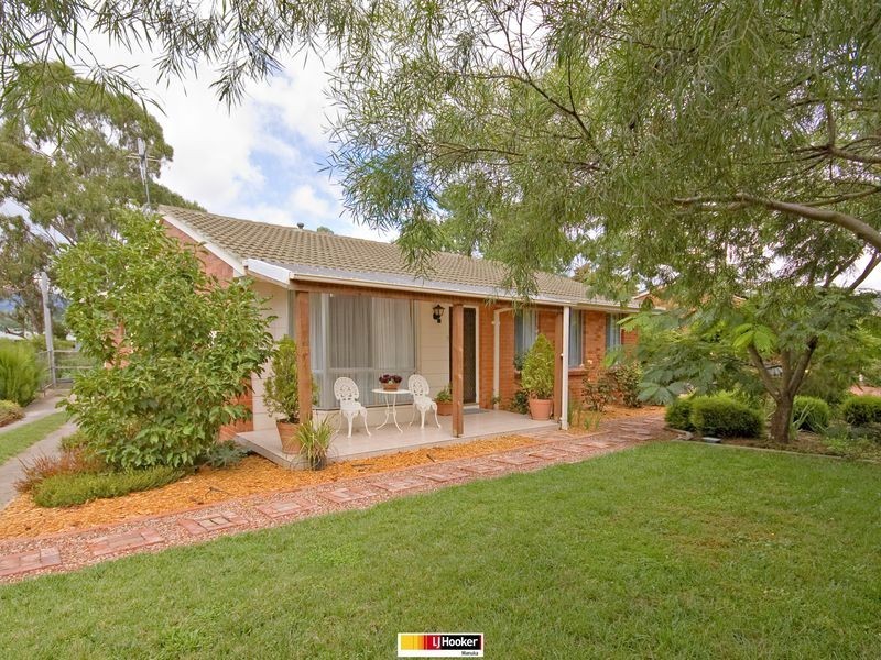 62 Jensen Street, Hughes ACT 2605
