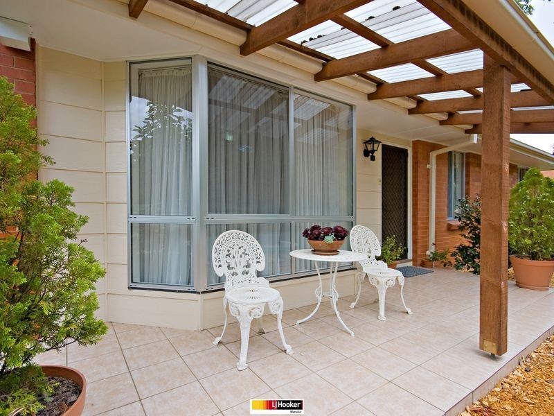 62 Jensen Street, Hughes ACT 2605