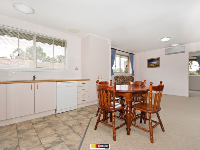 62 Jensen Street, Hughes ACT 2605