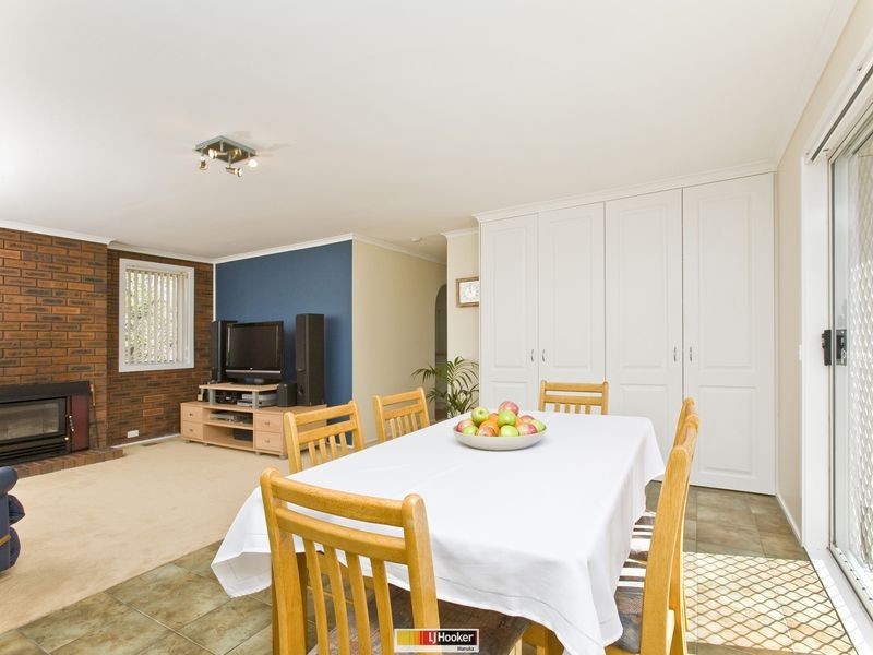 4 Riordan Street, Fadden ACT 2904