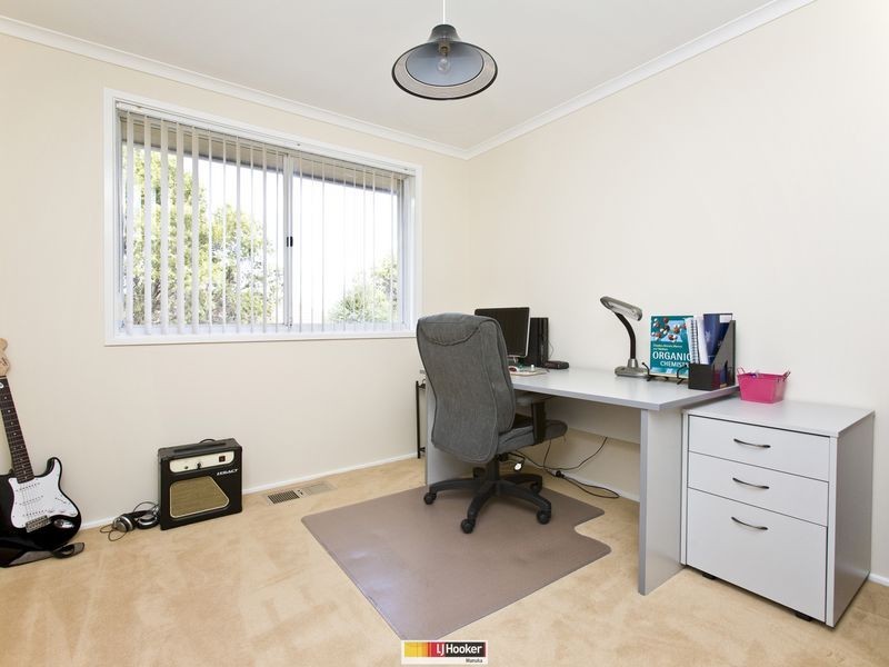 4 Riordan Street, Fadden ACT 2904