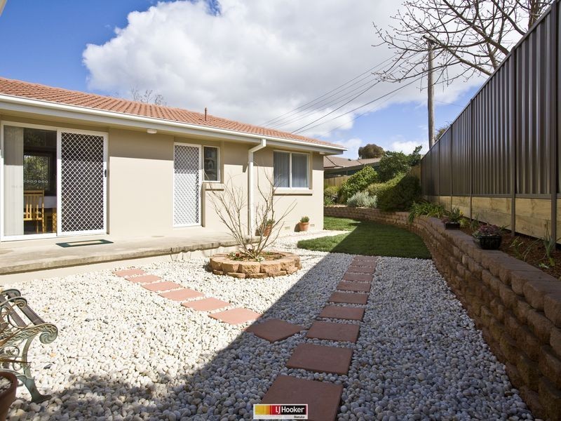4 Riordan Street, Fadden ACT 2904