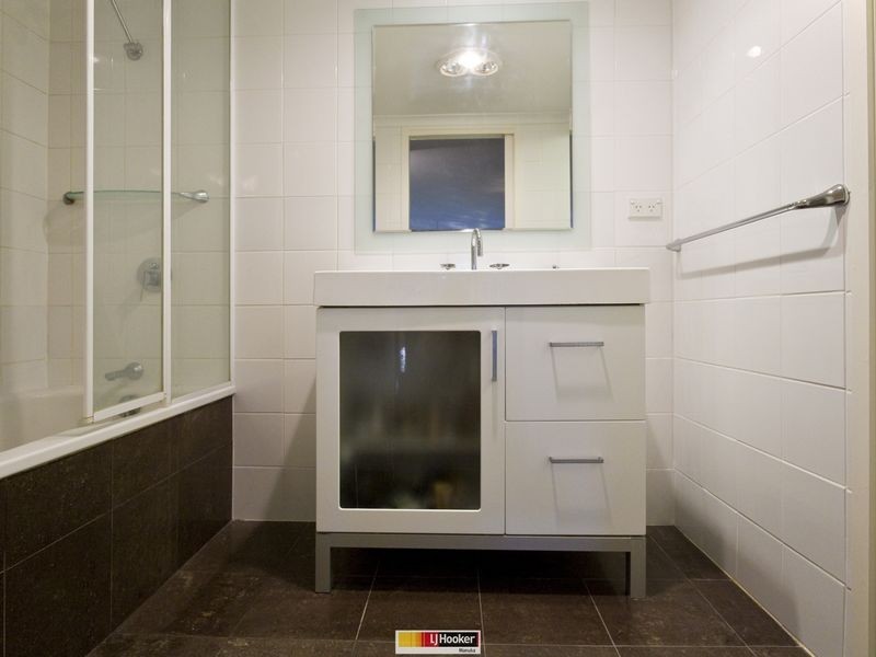 57/18 Captain Cook Crescent, Griffith ACT 2603