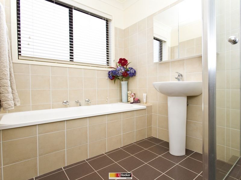 4 Flockton Place, Chisholm ACT 2905