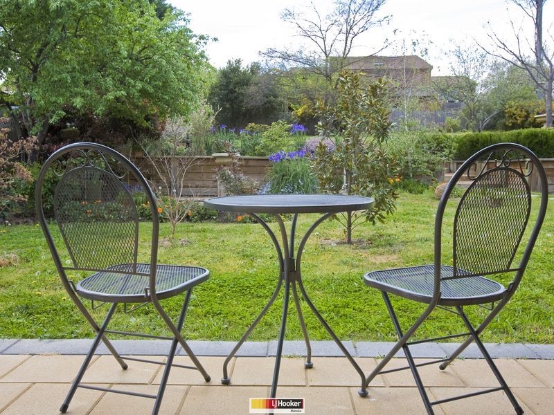 4 Flockton Place, Chisholm ACT 2905