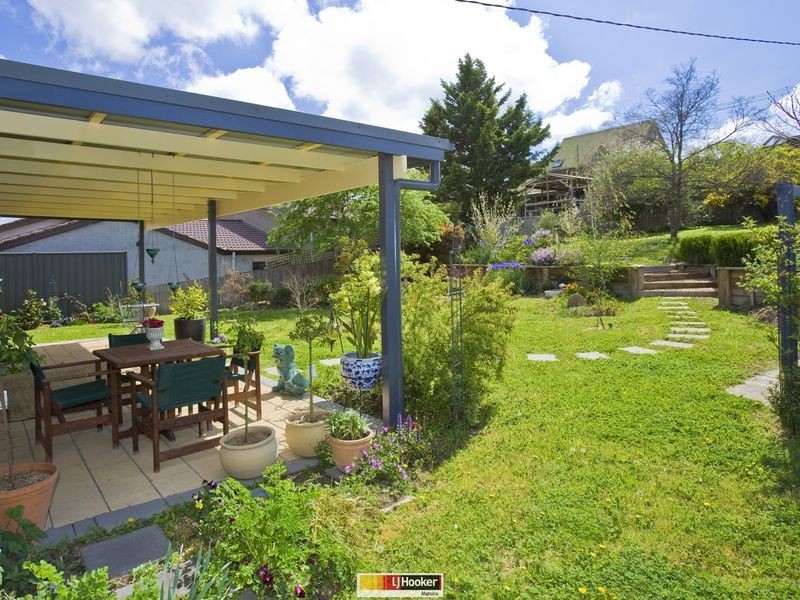 4 Flockton Place, Chisholm ACT 2905