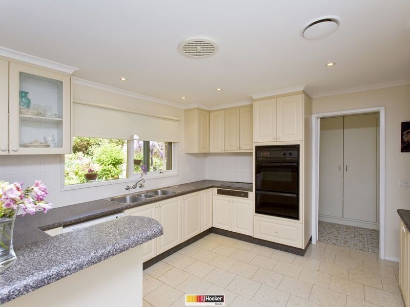 2 Waterman Place, Fraser ACT 2615