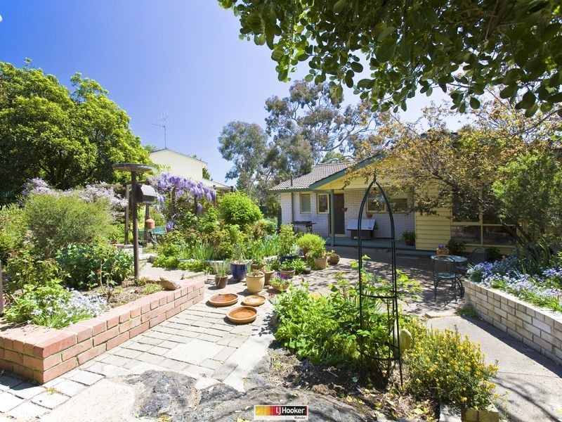 2 Waterman Place, Fraser ACT 2615