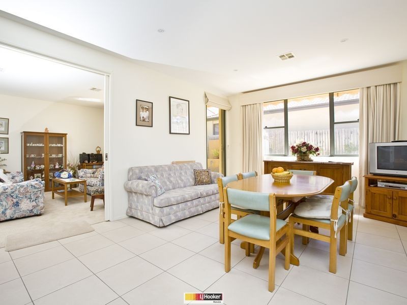 7/5 Foxton Crescent, Fadden ACT 2904