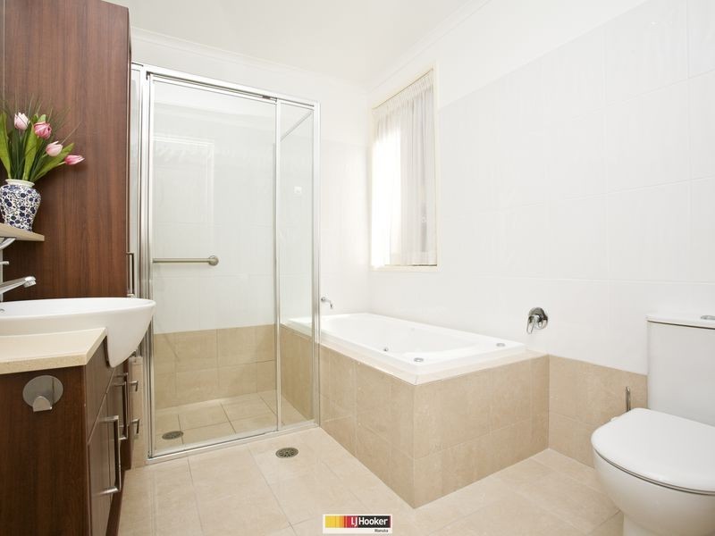 7/5 Foxton Crescent, Fadden ACT 2904