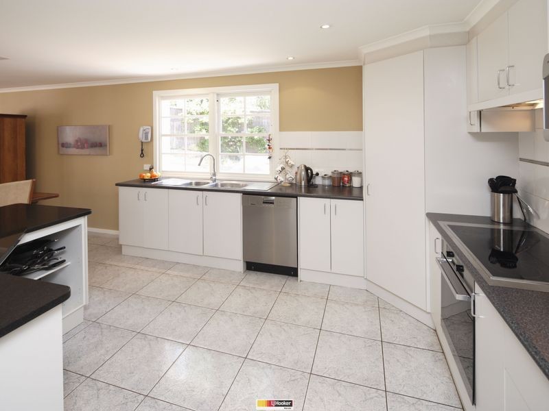 10 Charlotte Street, Red Hill ACT 2603