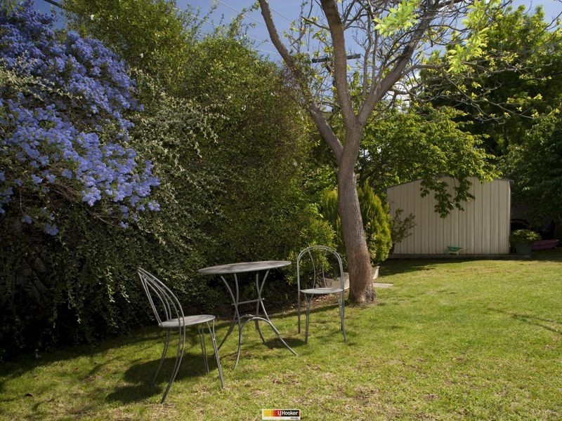 4 Shore Place, Weston ACT 2611