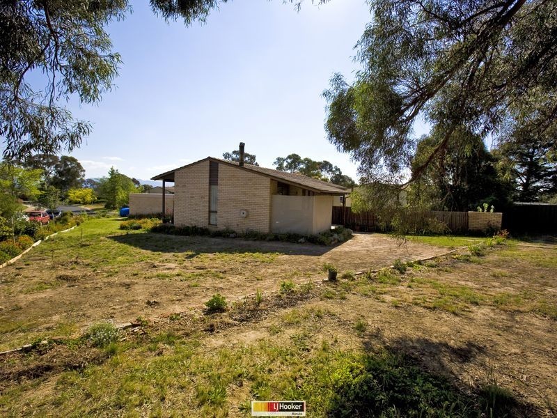 2 Garrad Court, Charnwood ACT 2615