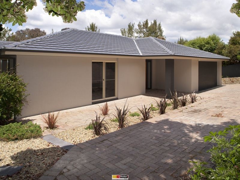 52 Nicklin Crescent, Fadden ACT 2904
