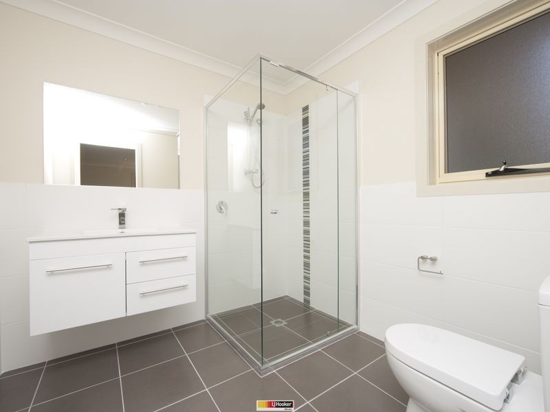 52 Nicklin Crescent, Fadden ACT 2904