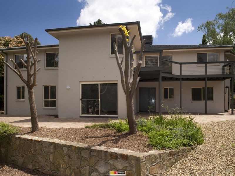 52 Nicklin Crescent, Fadden ACT 2904