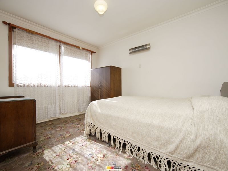 83 Bennelong Crescent, Macquarie ACT 2614