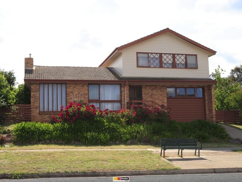 83 Bennelong Crescent, Macquarie ACT 2614