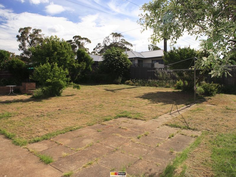 83 Bennelong Crescent, Macquarie ACT 2614
