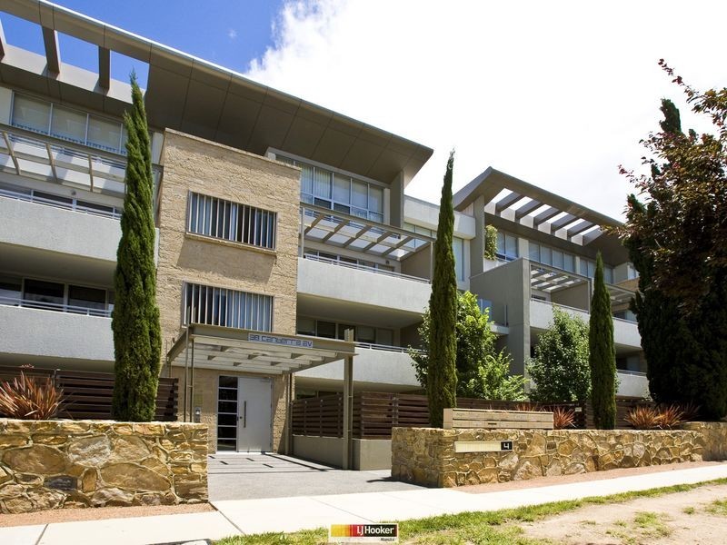 34/38-40 Canberra Avenue, Forrest ACT 2603