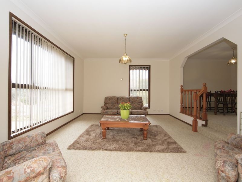 8 Flockton Place, Chisholm ACT 2905