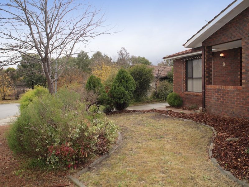 8 Flockton Place, Chisholm ACT 2905
