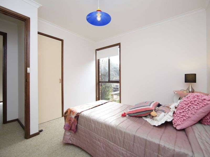 8 Flockton Place, Chisholm ACT 2905