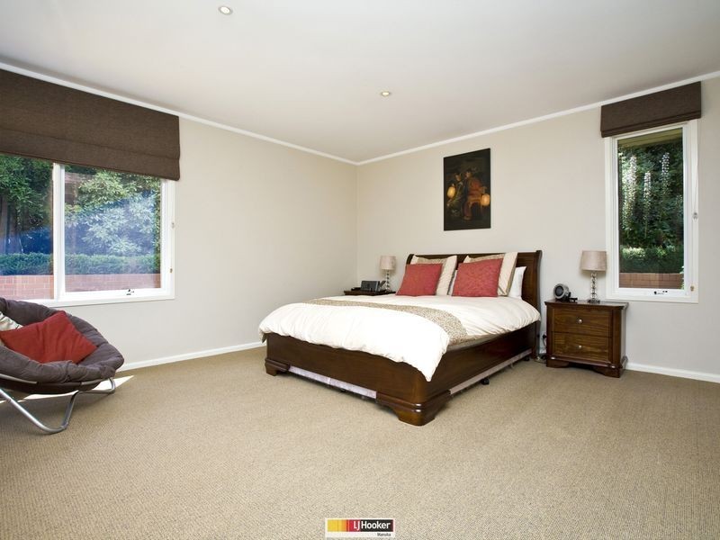 3 Lynch Street, Hughes ACT 2605