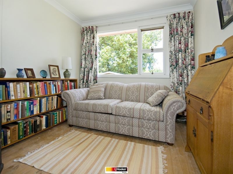14 Carstensz Street, Griffith ACT 2603