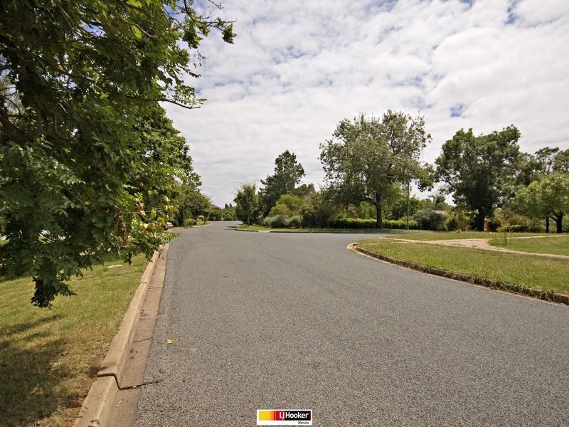 14 Carstensz Street, Griffith ACT 2603