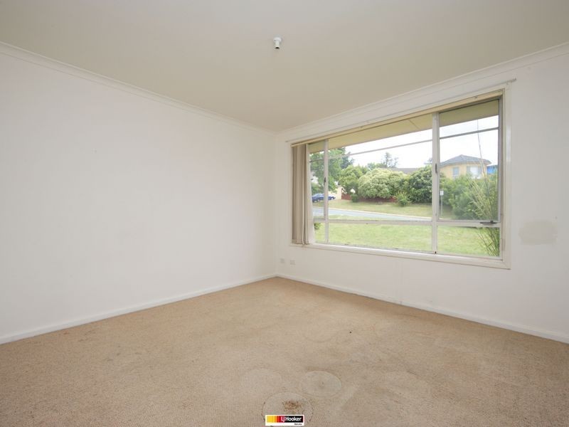 85 Burnie Street, Lyons ACT 2606