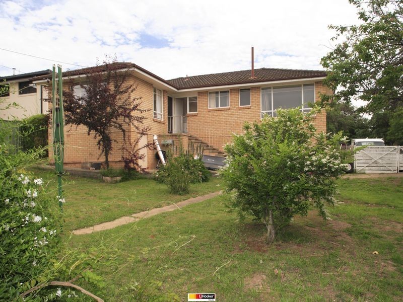 85 Burnie Street, Lyons ACT 2606