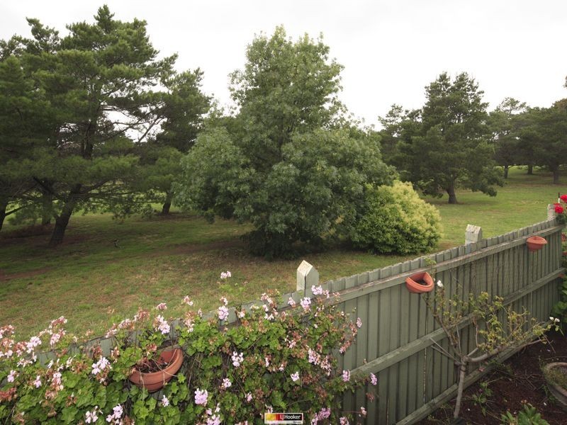17/131 Britten Jones Drive, Holt ACT 2615