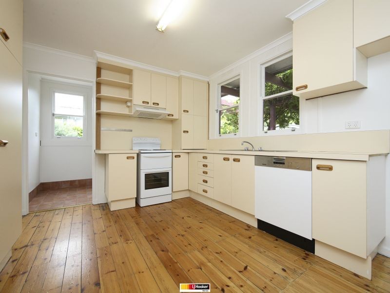 14 Mindarie Street, Narrabundah ACT 2604