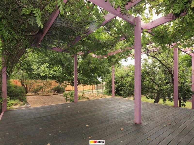 14 Mindarie Street, Narrabundah ACT 2604