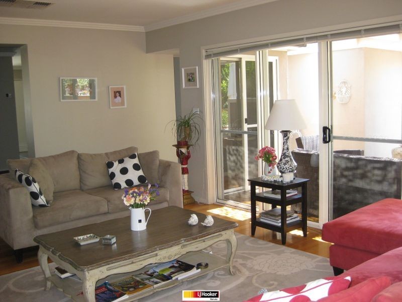 11 Gatton Street, Farrer ACT 2607