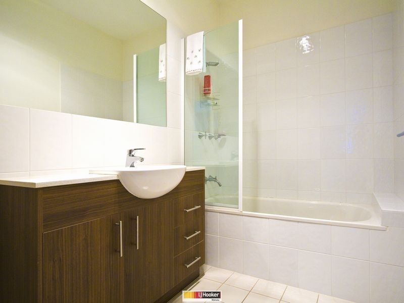 18/25 Jerrabomberra Avenue, Narrabundah ACT 2604