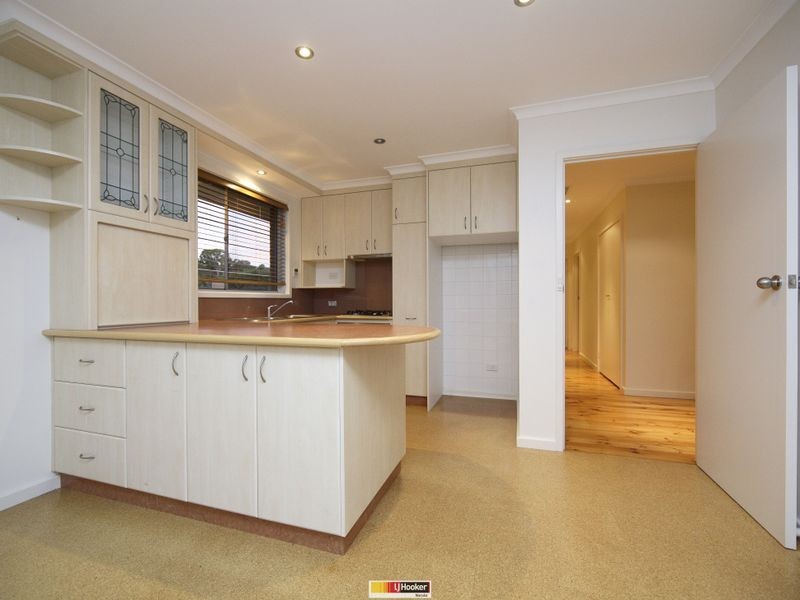 26 Woodger Parade, Queanbeyan NSW 2620