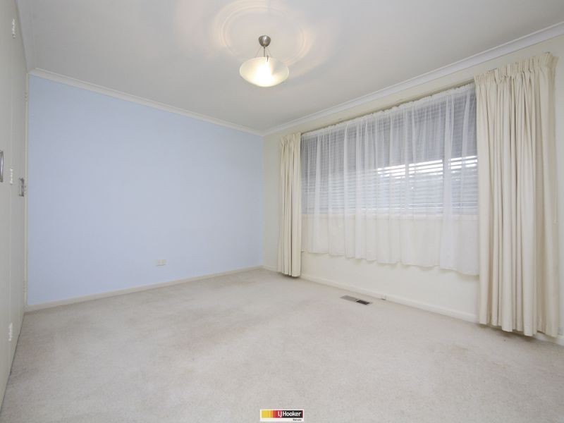 26 Woodger Parade, Queanbeyan NSW 2620