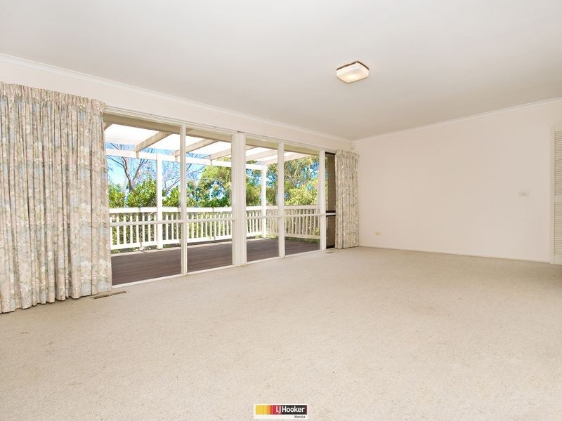 15 Rubbo Crescent, Weston ACT 2611