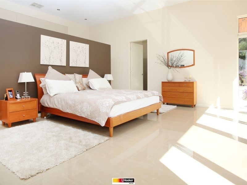 9 Dampier Crescent, Forrest ACT 2603