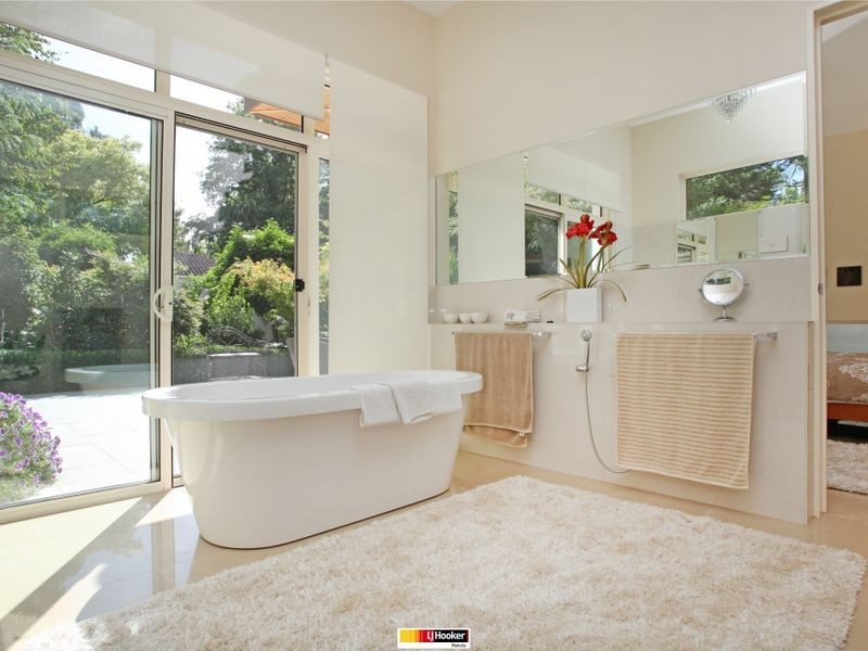 9 Dampier Crescent, Forrest ACT 2603