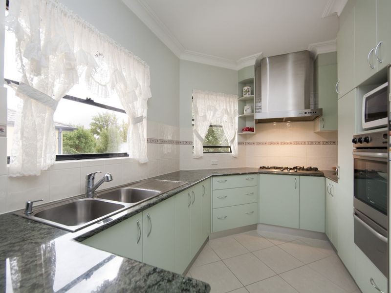 37 Macgregor Street, Deakin ACT 2600