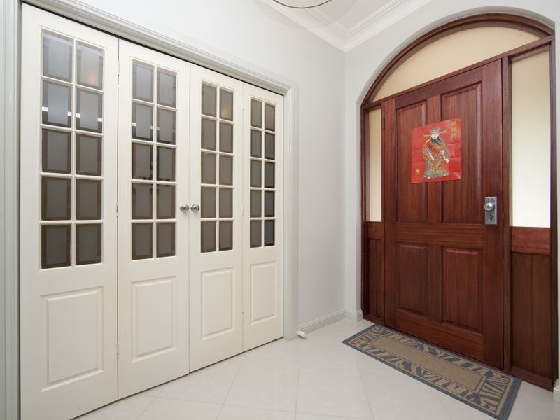 37 Macgregor Street, Deakin ACT 2600