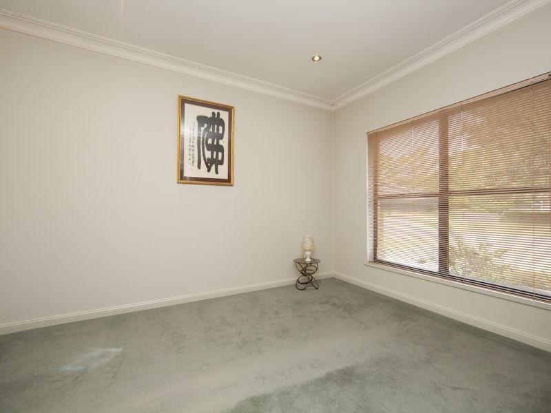 37 Macgregor Street, Deakin ACT 2600