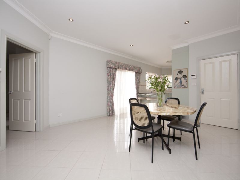 37 Macgregor Street, Deakin ACT 2600