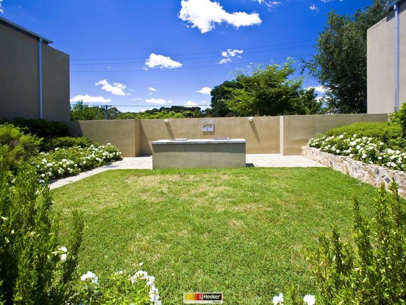 17/25 Jerrabomberra Avenue, Narrabundah ACT 2604