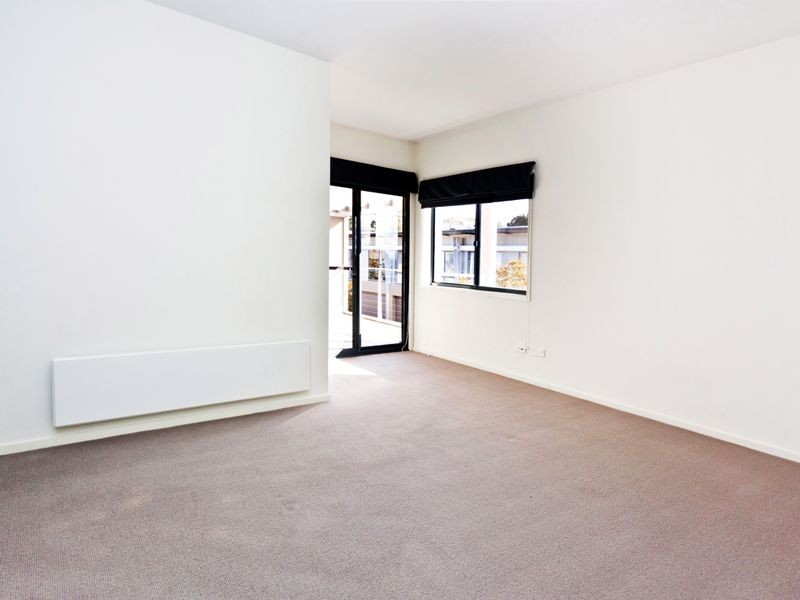 17/25 Jerrabomberra Avenue, Narrabundah ACT 2604